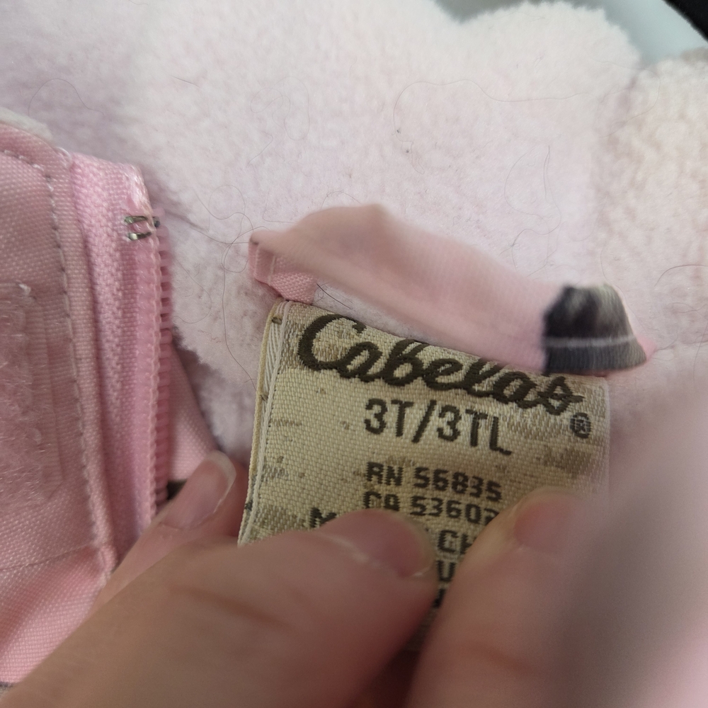 Cabela's Pink Camouflage Snowsuit, 3T - Picture 4 of 4